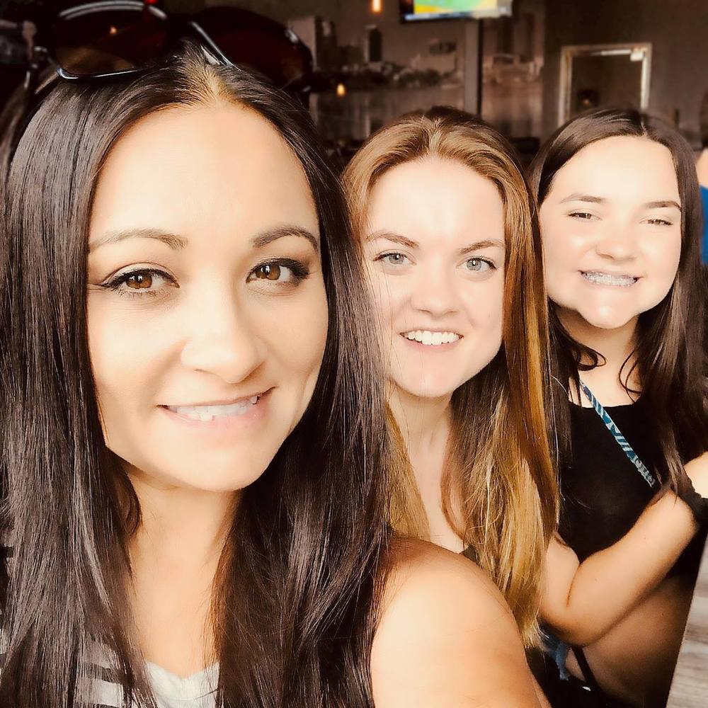 Meet your Posher, Lynette